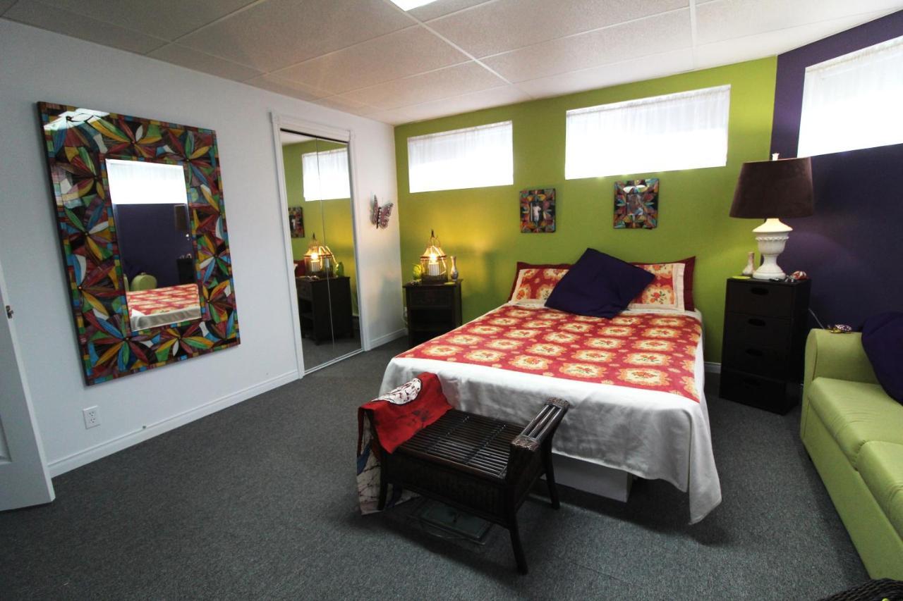 Room In Guest Room - Gandhi Very Large Room Decorated In Indian Style, Office Space And Sofa Notre-Dame-des-Monts Εξωτερικό φωτογραφία